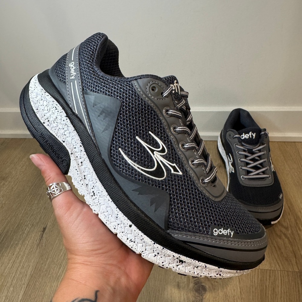 Gravity Defyer Womens Size 8.5 Black Grey VersoShock Walking Shoes EUC